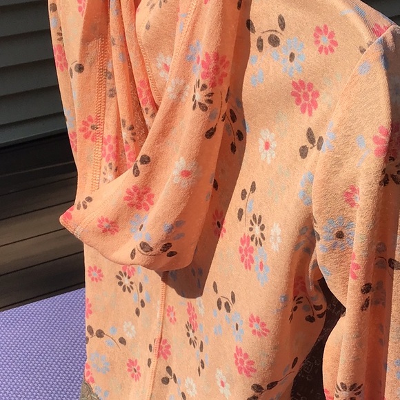 JJILL Sheer Hoodie - Picture 5 of 9